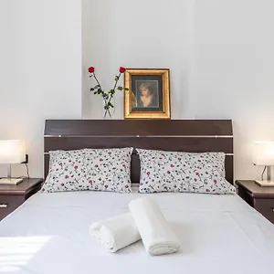 Free Wi-fi, Parking & Bike Service Apartament
