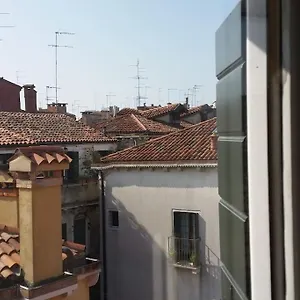 https://monolocale-vicino-san-marco.hotelslidodijesolo.com